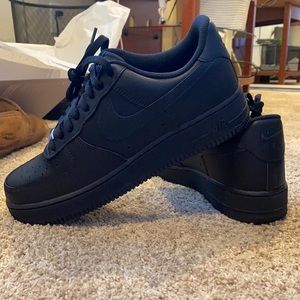 Nike Air Force 1. size 10